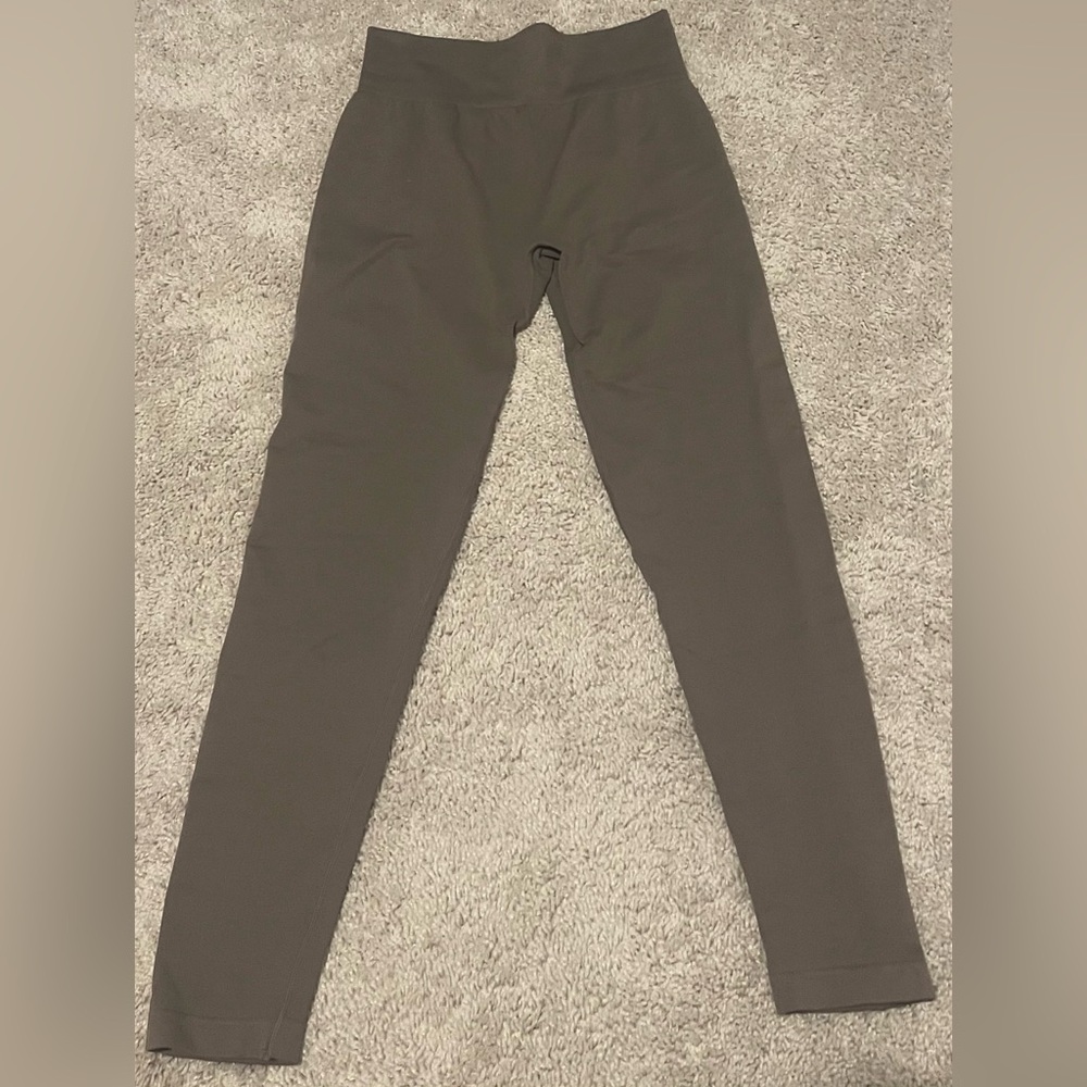 Taupe OQQ High-Waisted Leggings